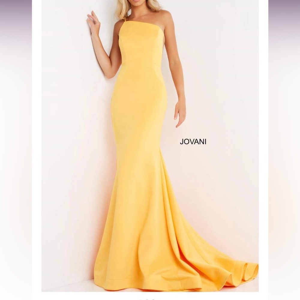 Yellow Jovani